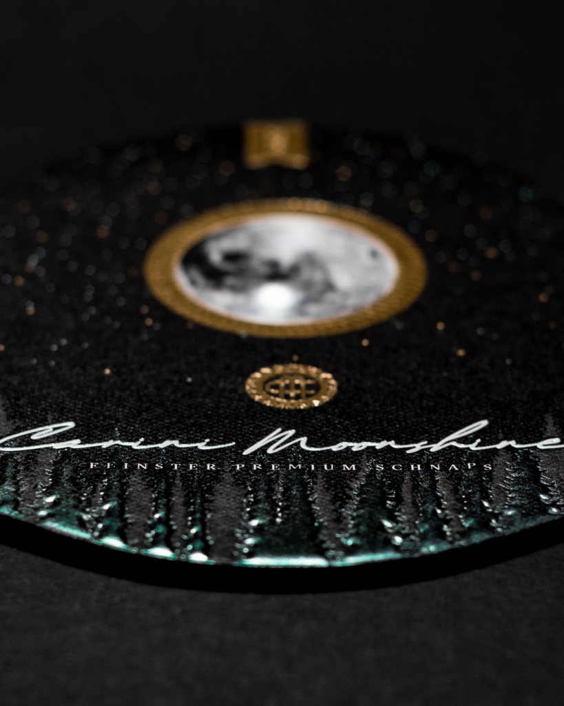 viergestalten Bernhard Hafele CARINI Moonshiner 03