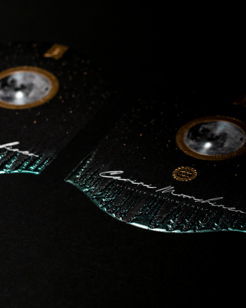 viergestalten Bernhard Hafele CARINI Moonshiner 04