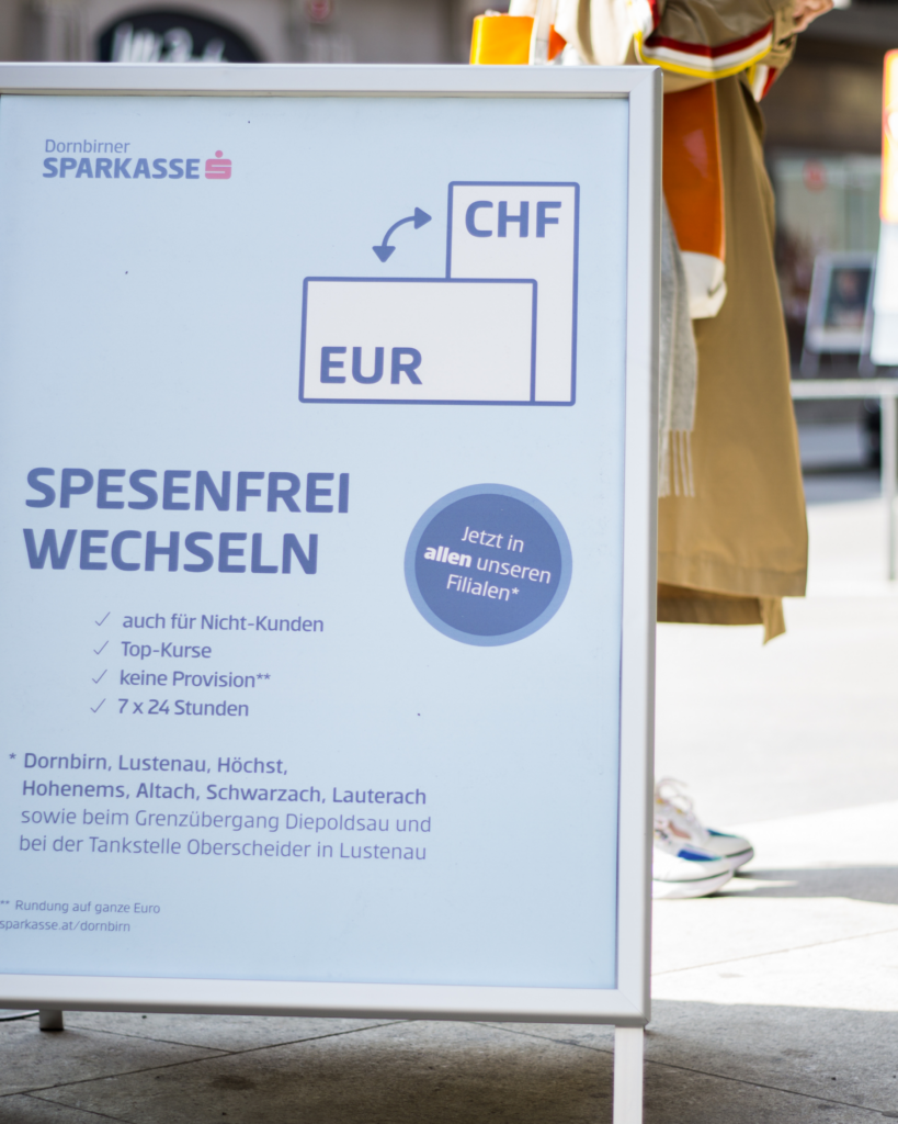 viergestalten Bernhard Hafele Format Change 05